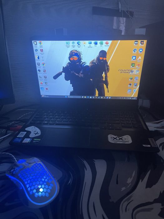 Lenovo IdeaPad Gaming 3-15IHU6 - Type 82K1
