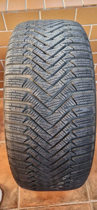 Зимни гуми Laufenn 225/45R17