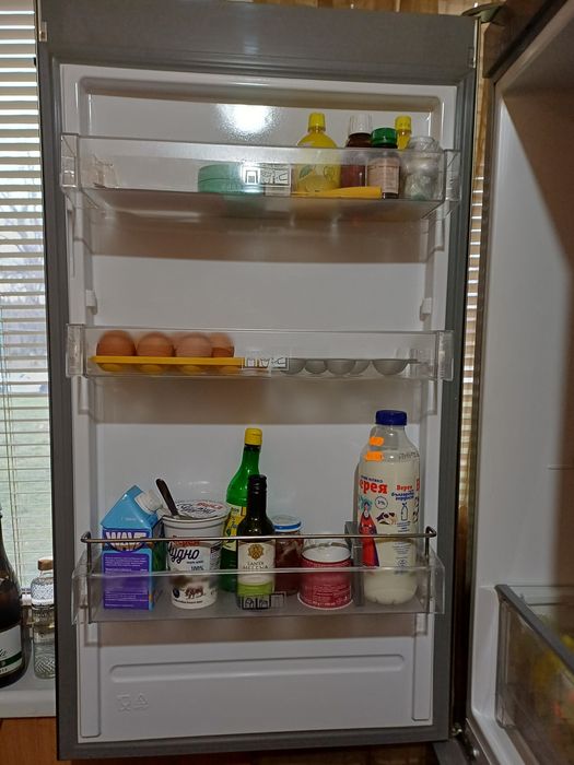 Хладилник с фризер  Bauknecht