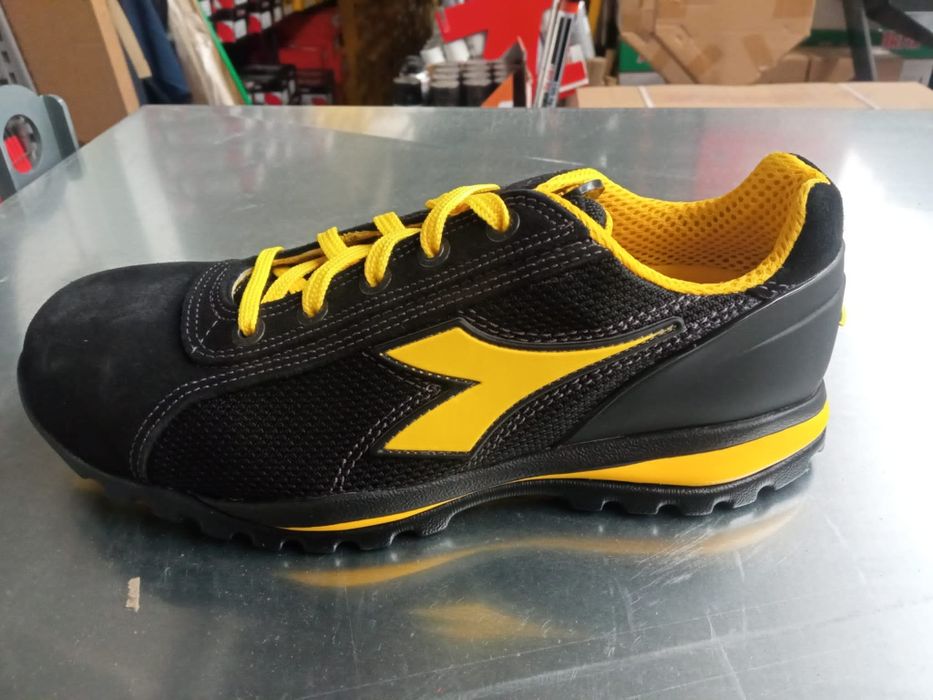 Bocanci/papuci de munca Diadora si U Power