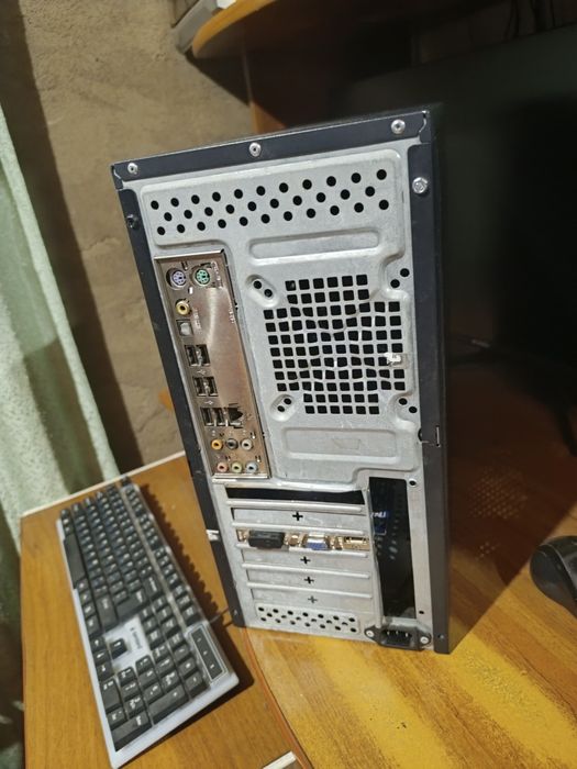 Полностью рабочий ПК. DDR 3,  8 Gb.