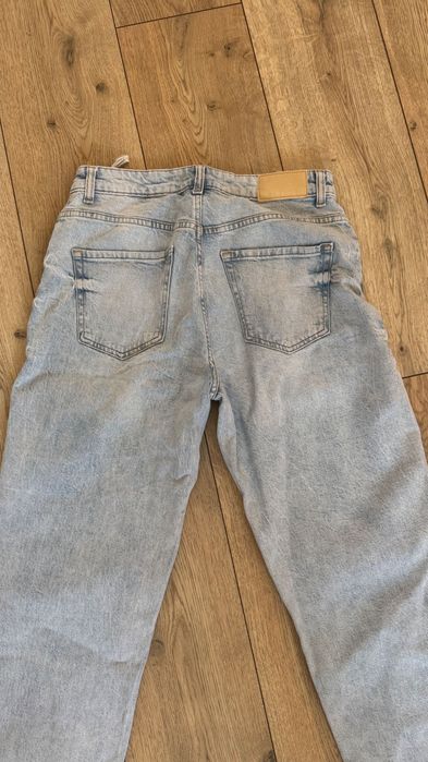 Джинсы светлые Zara