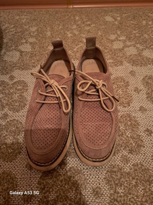 Женский ботинка сатылады