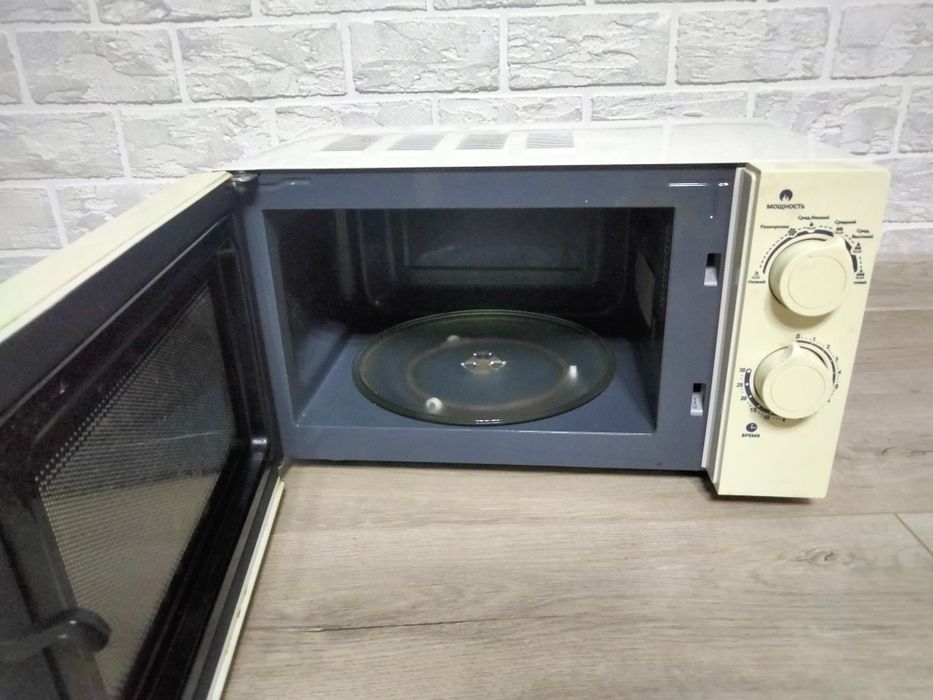 Продам микроволновку.