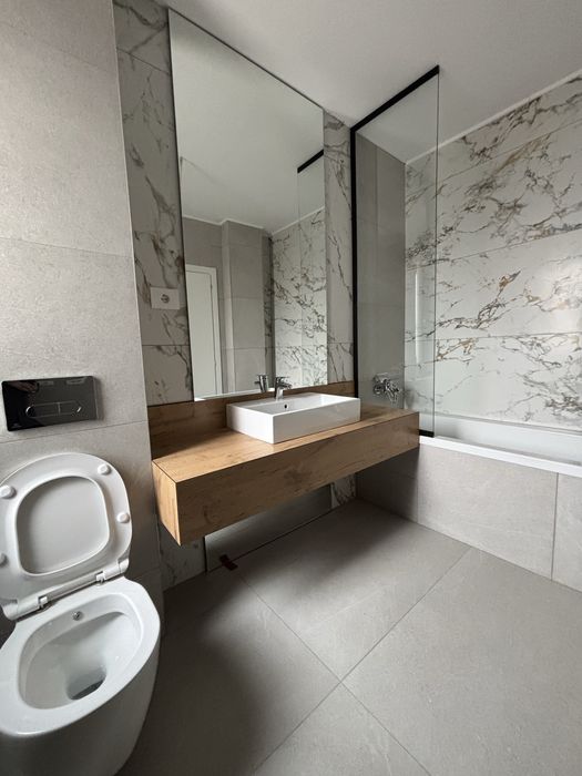 NOU !! VILĂ  de LUX Gata de Mutare !!