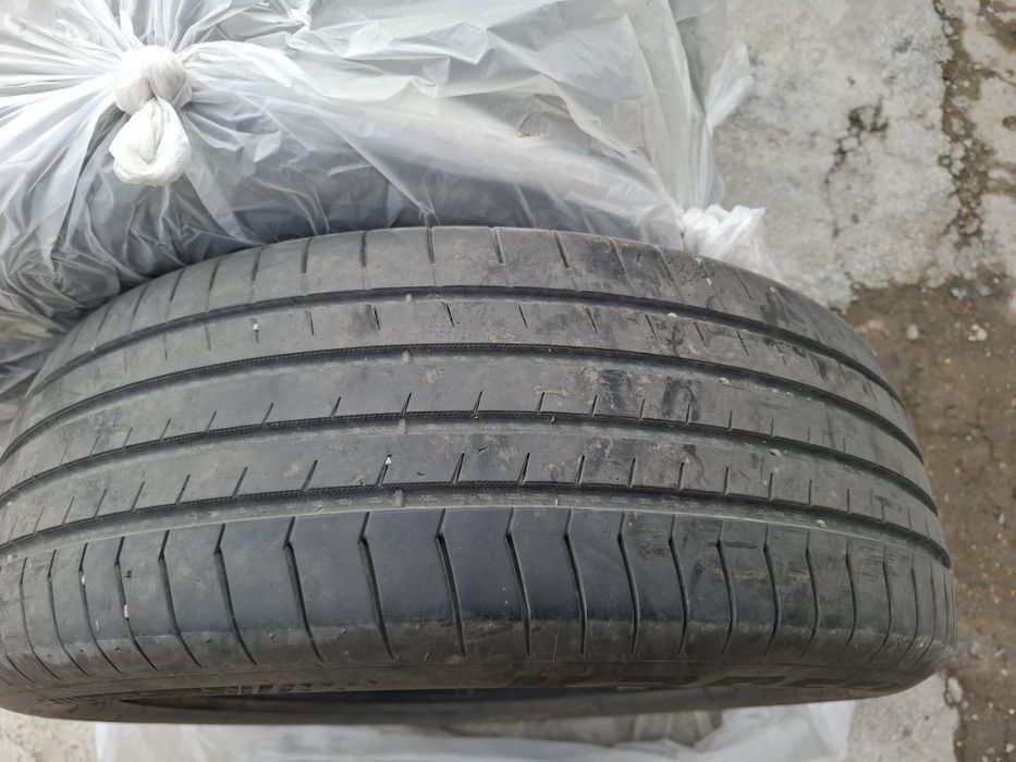 Продам шины   комлекте