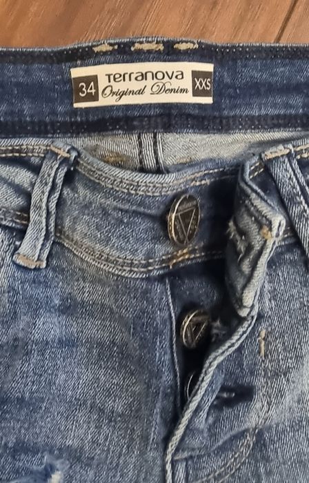 Дамски дънкови къси панталони