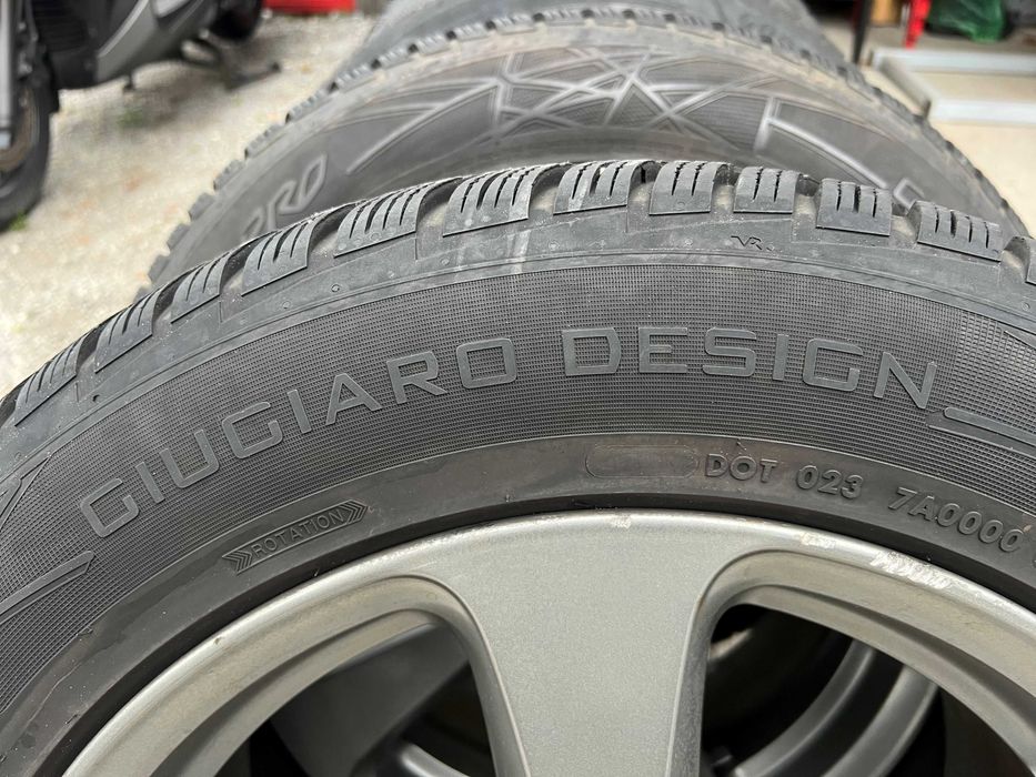 Джанти със зимни гуми Goodyear 235/55/17 от Форд/Ford Куга/Kuga!
