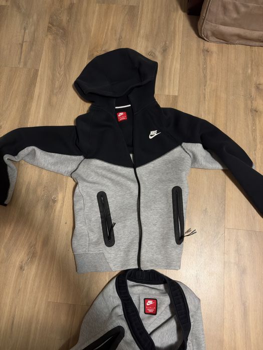 Nike tech fleece