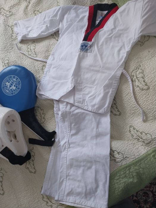 Форма для тхеквондо