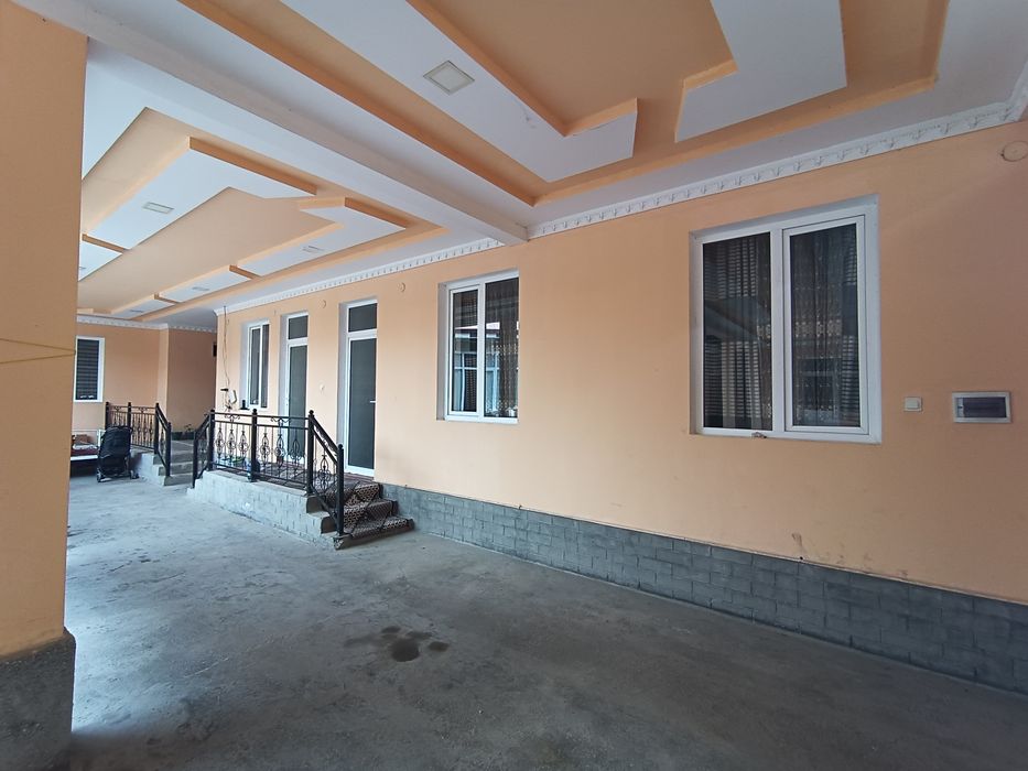 Ховли Уй сотилади