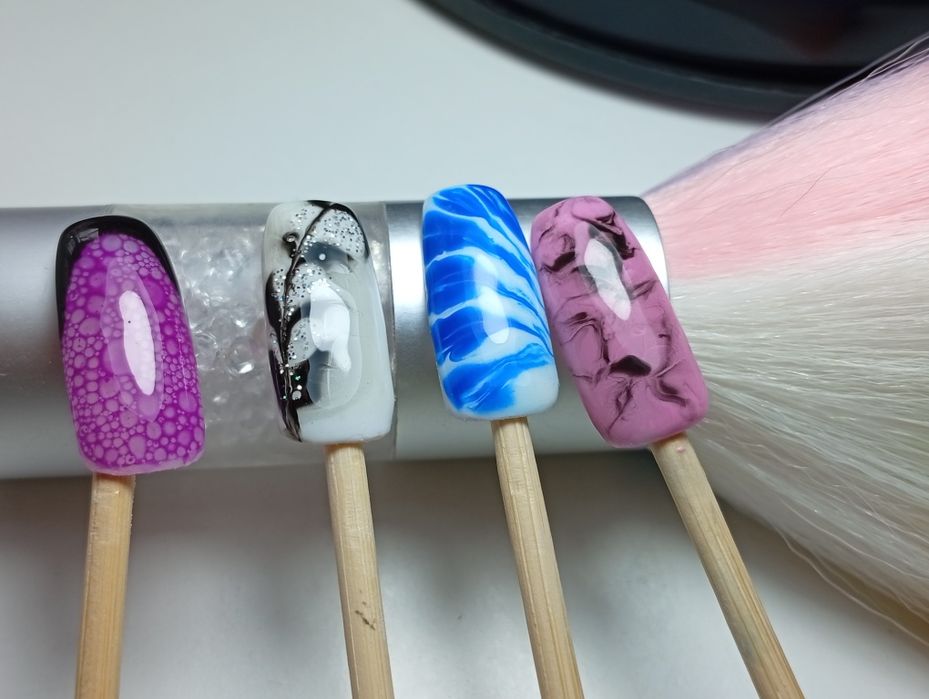 Unghii semipermanente