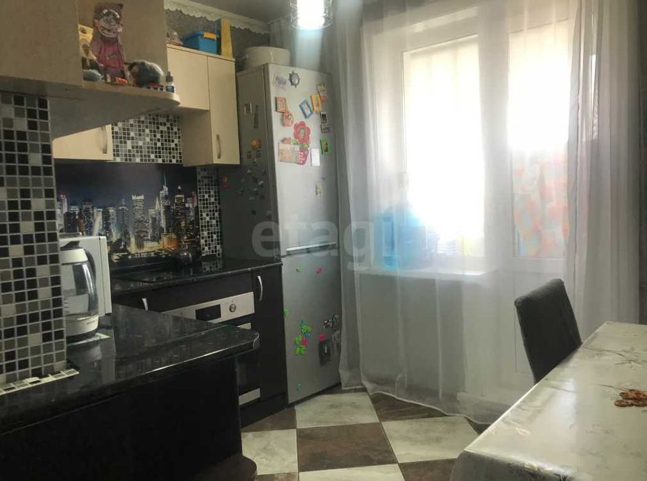 Продам 1-ком квартиру В 19мкр
