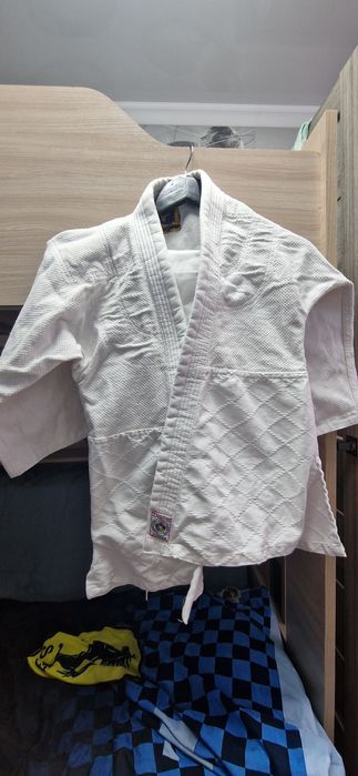 Продаётся кимано для дзюдо,каратэ