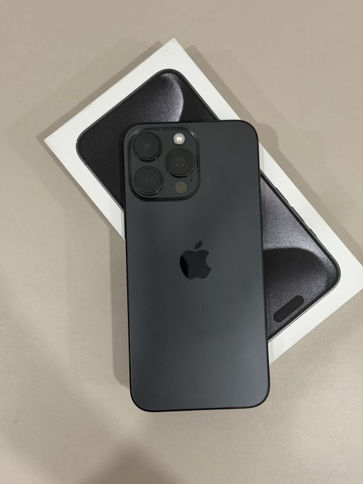 iPhone 15 pro max / 256 gb / black