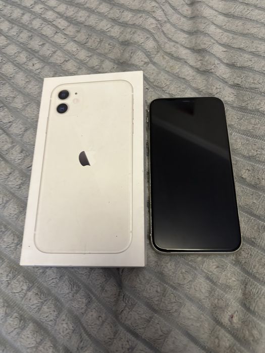 Продам iphone 11