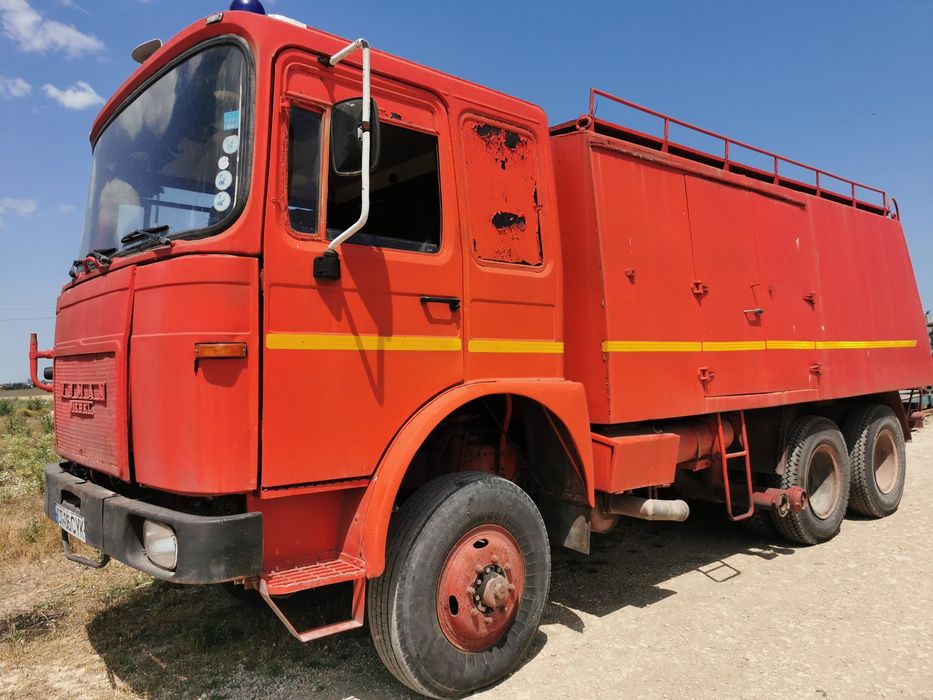 Auto specială pompieri