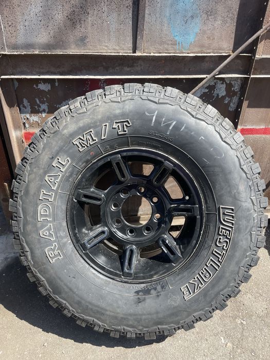 Стойка със резервна гума с калъф за ХАМЪР HUMMER H2
