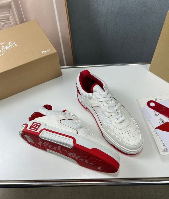 Christian Louboutin обувки 43 номер