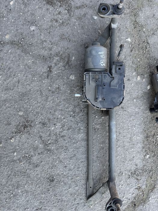 Механизъм с моторче за чистачки Vw Golf 5