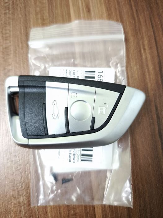 Смарт ключ с три бутона(без платката) за BMW/X5/F15