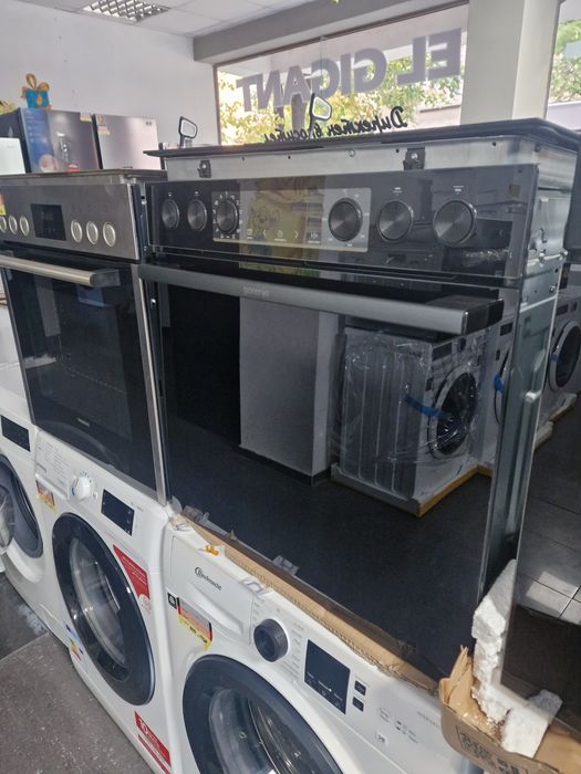 Фурна с керамичен плот за вграждане Gorenje 77 литра