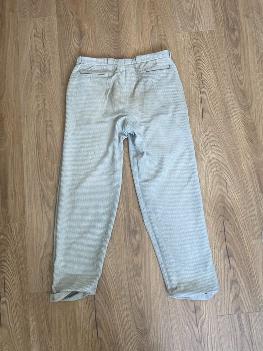 Pantaloni de catifea