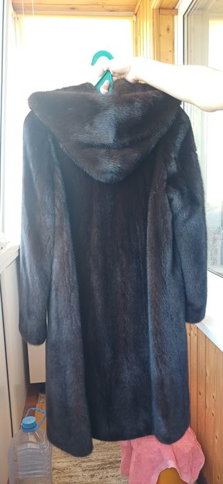 Продам норковую шубу