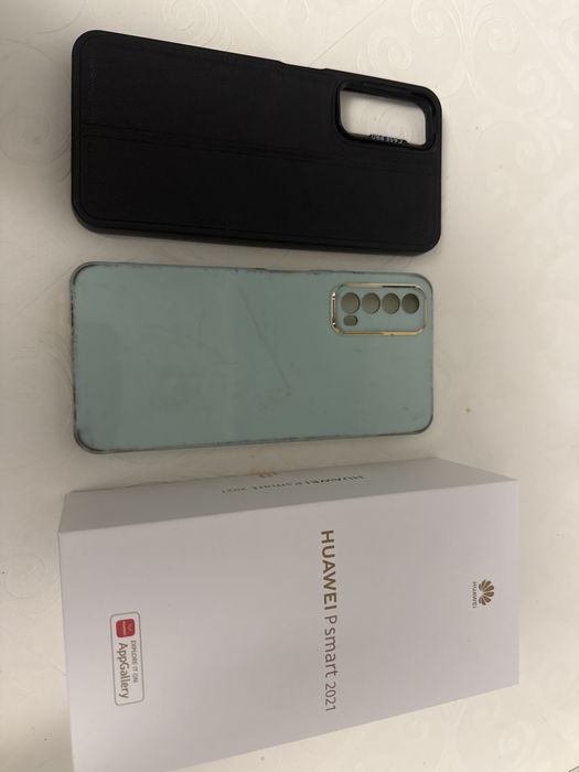 Huawei P Smart 2021 / Коробка + зарядка