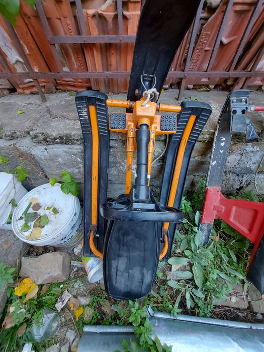 2  броя  килими  черга  и 3 броя юргани