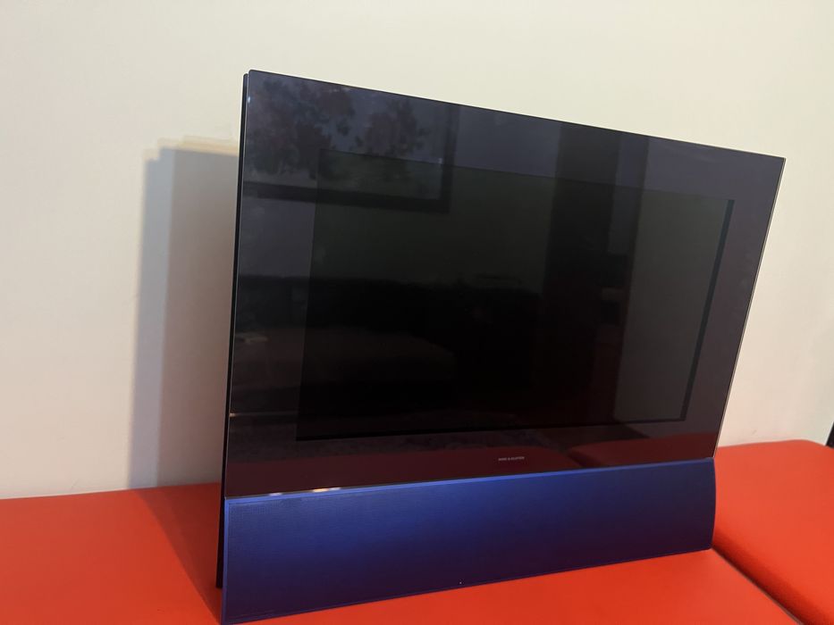 Телевизор Bang Olufsen