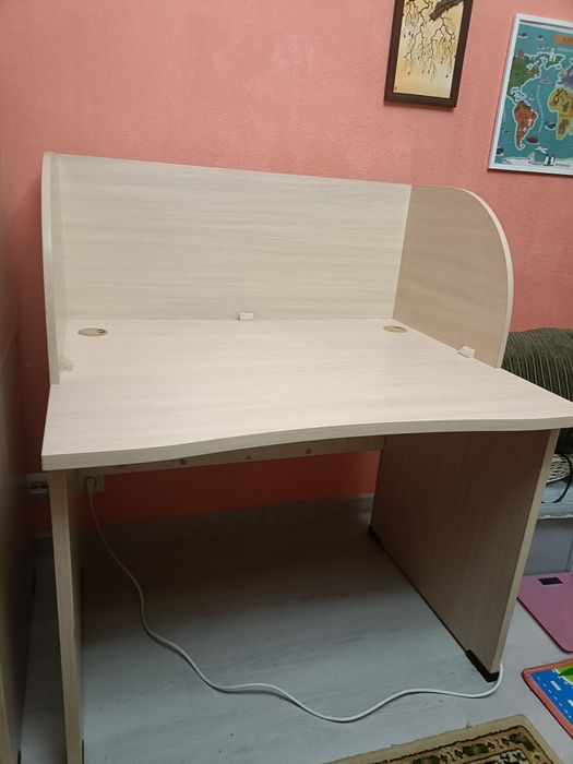 Письменный стол, компьютерный,.