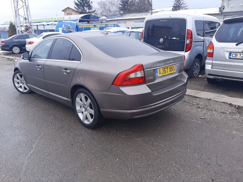 За части Volvo S80 2500 Diesel 185 конски сили автоматик 2008