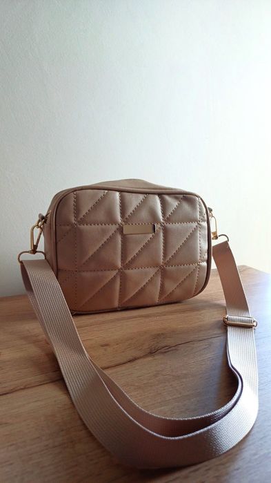 ЧИСТО НОВО - Дамски чанти