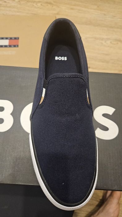 Vand tenesi Boss noi 41