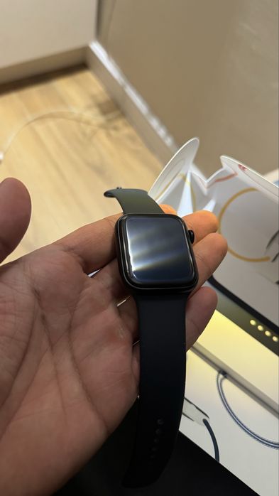 Apple Watch SE 2 новые не носили RED