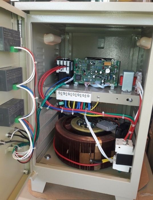 Stabilizator sotiladi ANDELI 15 kva