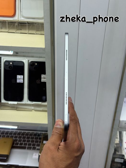iPad pro 11-й дюймов 256гб