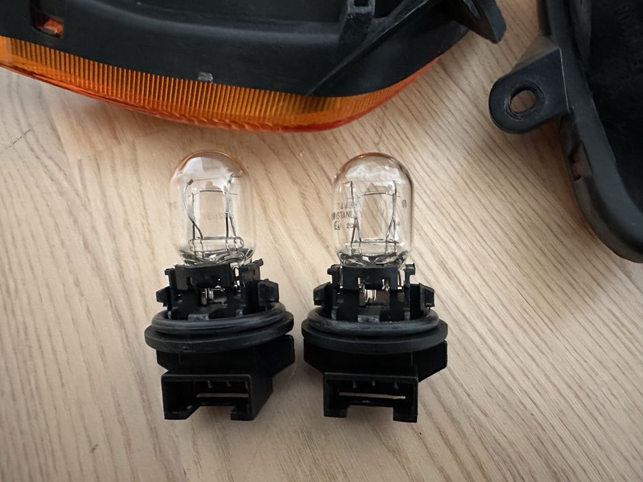 Semnalizare Fata Originala Yamaha Tmax 500 Impecabile