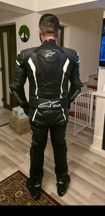 Costum moto alpinestar marime 50