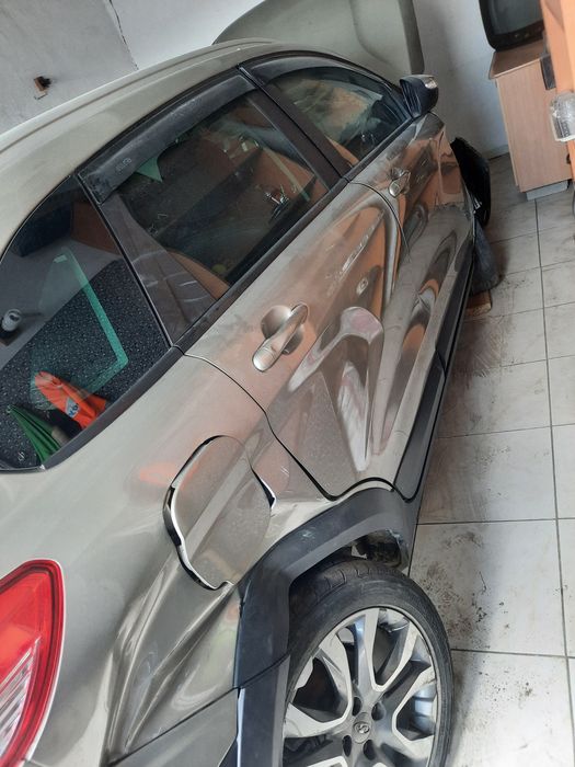 Продам Ваз XRAY Cross 2021 авария