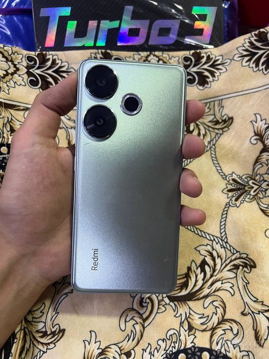 Redmi turbo 3 8+8/256
