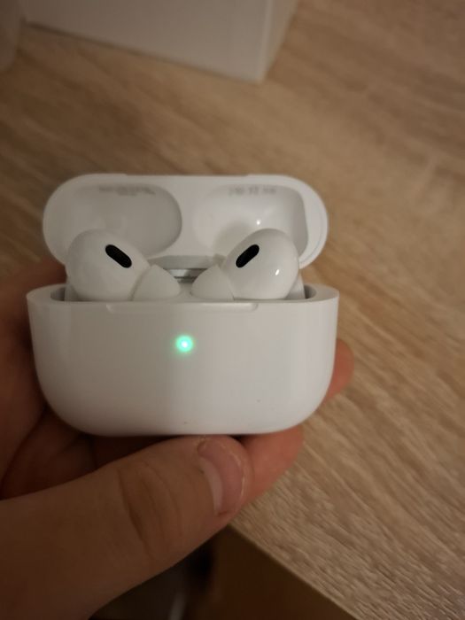 AirPods pro 2 Magnetic Charging Case
