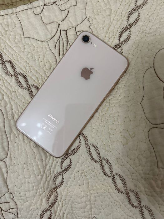 Айфон 8 64гб идеальный сост