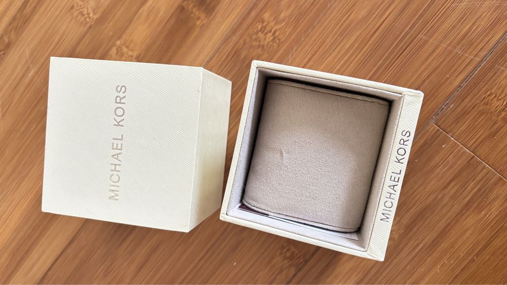 Футляр от часов новый. Оригинал