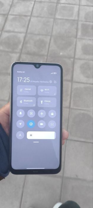 Redmi bot 8    xotira  6/128