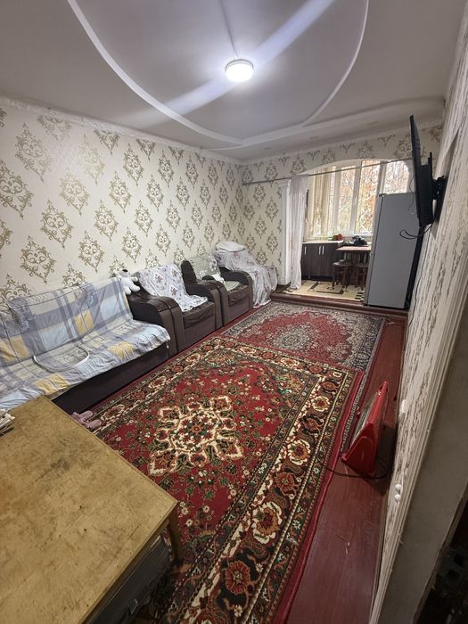 Qizlarga kvartira arenda