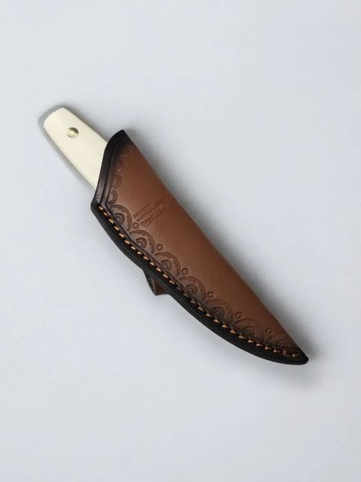 Продам нож новый