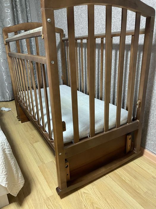 Кроватка детская