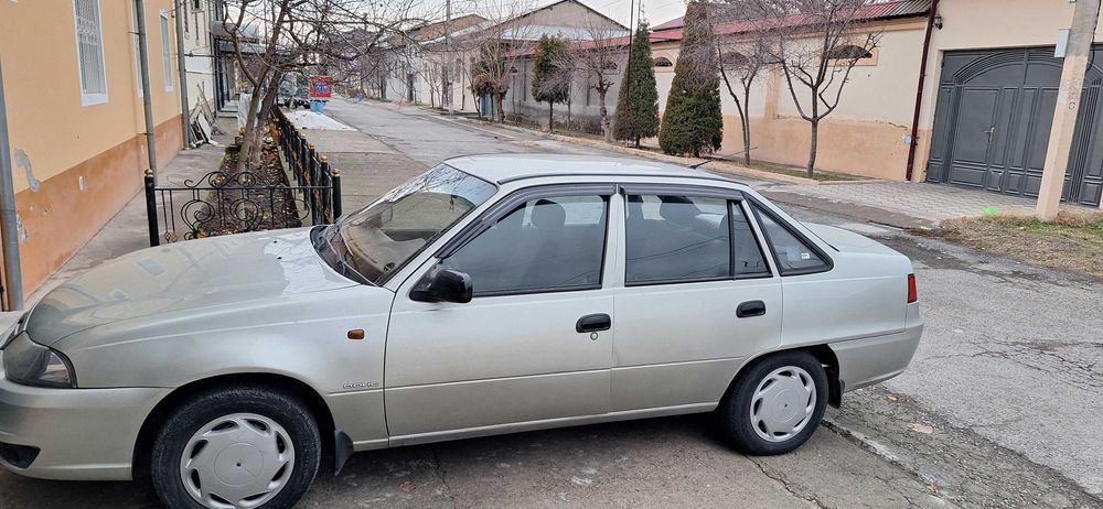 Nexia 2  2009-yil Gbrid sotiladi